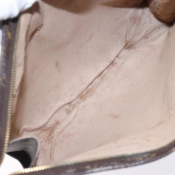 LOUIS VUITTON Monogram Posh Toilette 26 Pouch - Picture 10 of 14